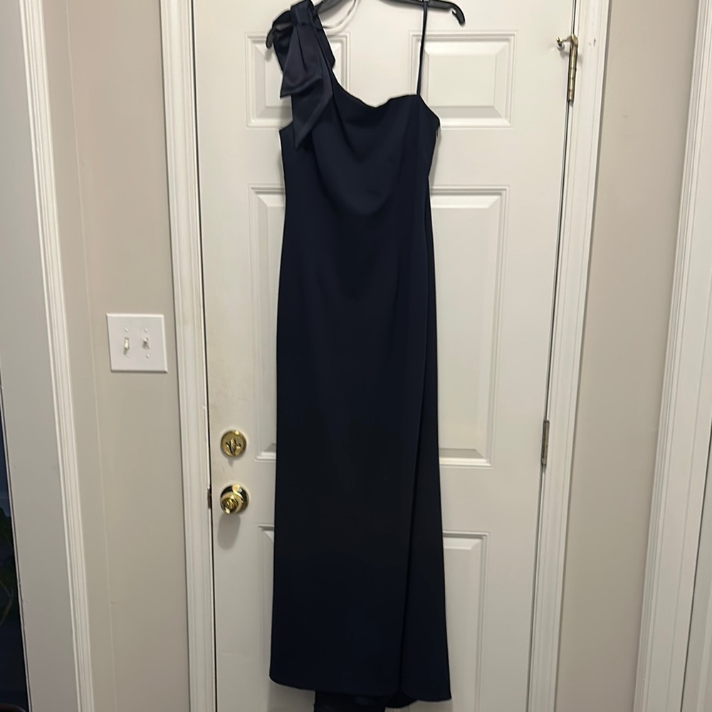 ELIZA J elegant navy blue one-shoulder formal gown